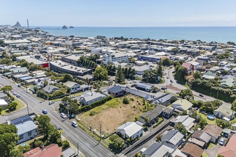 Photo of property in 141 Lemon Street, Strandon, New Plymouth, 4312
