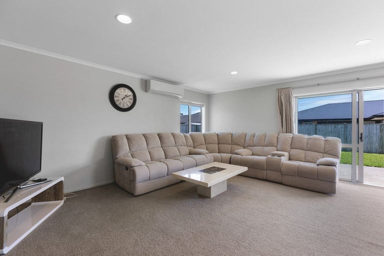 Photo of property in 11 Rawiri Drive, Bell Block, New Plymouth, 4312