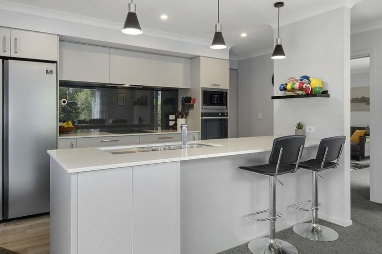 Photo of property in 4 Aubrey Lane, Cracroft, Christchurch, 8022