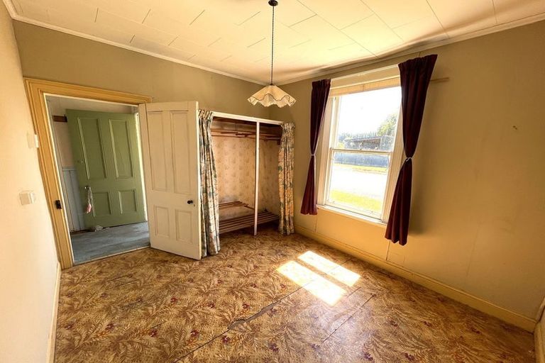 Photo of property in 11 Halsey Street, Clinton, 9534