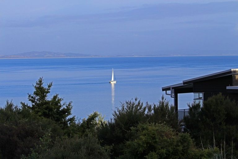 Photo of property in 21 Gazelle Way, Langs Beach, Waipu, 0582