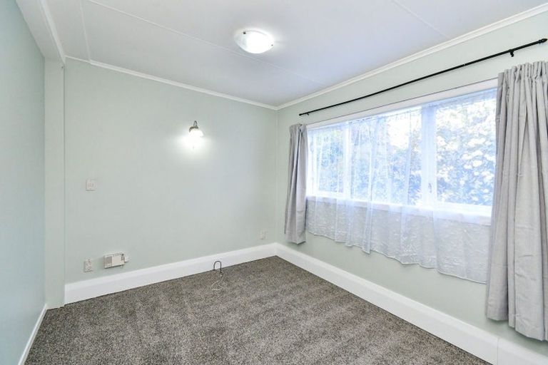 Photo of property in 120 Settlement Road, Papakura, 2110