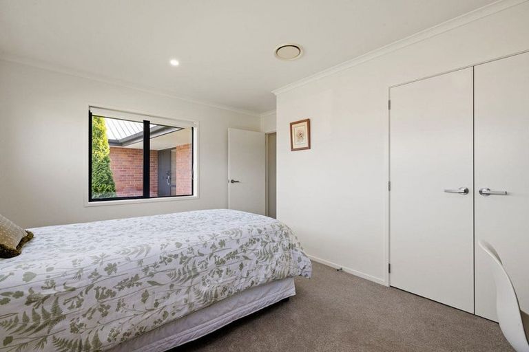 Photo of property in 22 Rose Leigh Drive, Cambridge, 3434