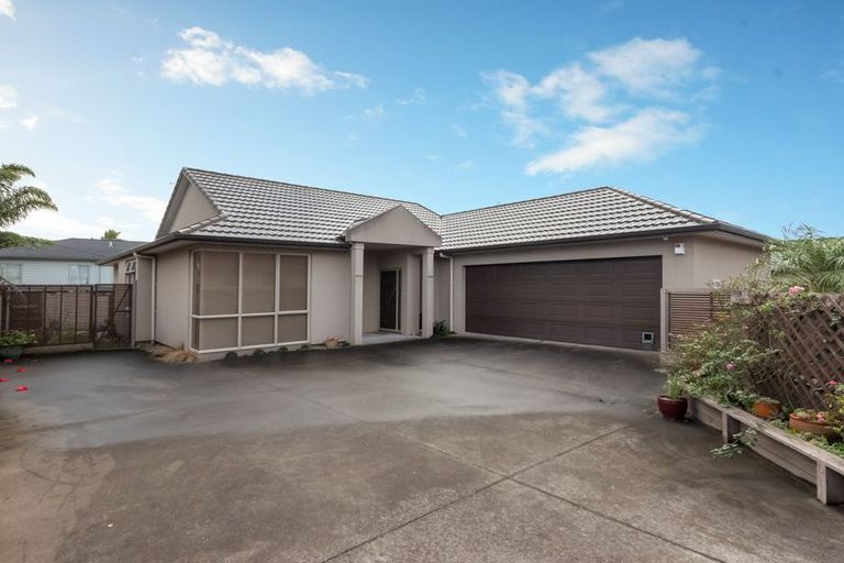Photo of property in 11a Waller Avenue, Bucklands Beach, Auckland, 2012