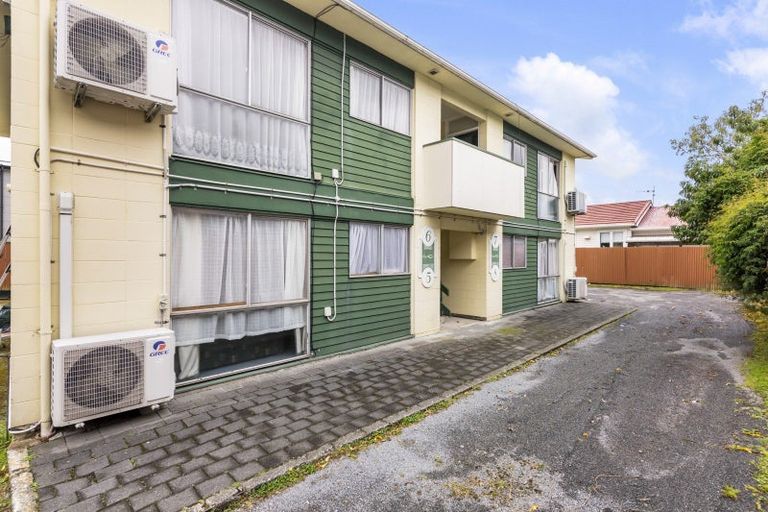 Photo of property in 102 Martin Street, Wallaceville, Upper Hutt, 5018