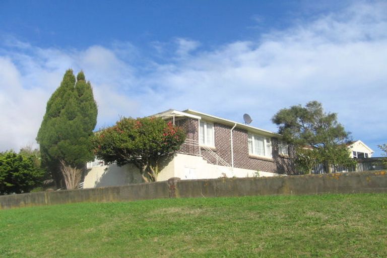 Photo of property in 56 Arawhata Street, Ranui, Porirua, 5024