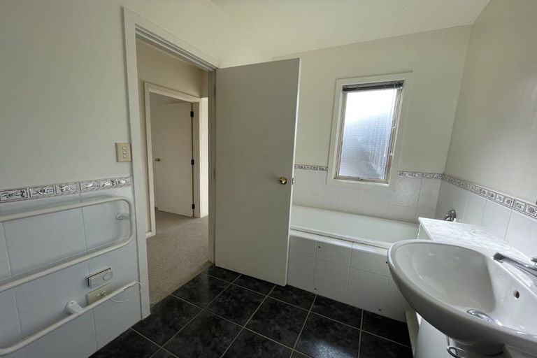 Photo of property in 1 Widdison Place, Albany, Auckland, 0632