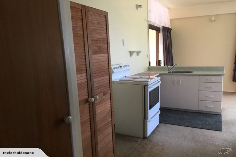 Photo of property in 94 Arran Road, Browns Bay, Auckland, 0630