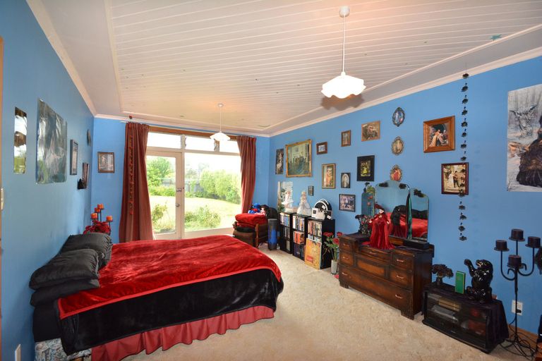 Photo of property in 136 Taieri Road, Kaikorai, Dunedin, 9010