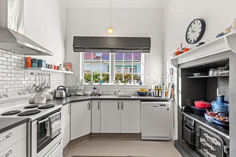 Photo of property in 66 Portal Street, Durie Hill, Whanganui, 4500