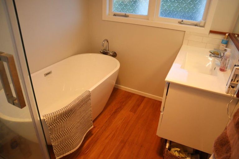 Photo of property in 52 Acacia Crescent, Glenview, Hamilton, 3206