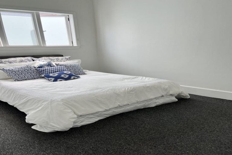 Photo of property in 2/24 West End Road, Herne Bay, Auckland, 1022