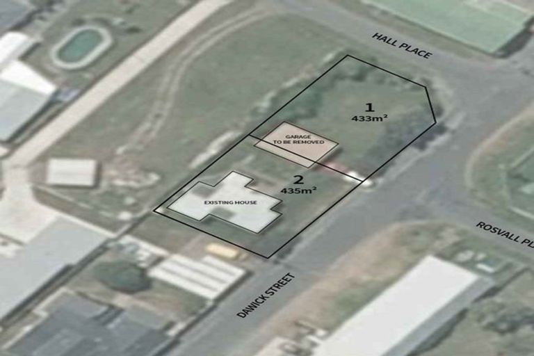 Photo of property in 1 Hall Place, Foxton Beach, Foxton, 4815