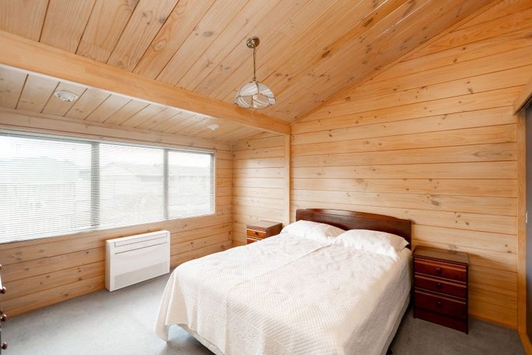 Photo of property in 12 Walton Place, Ngatea, 3503