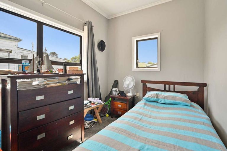 Photo of property in 3 Great North Road, Waipawa, 4210