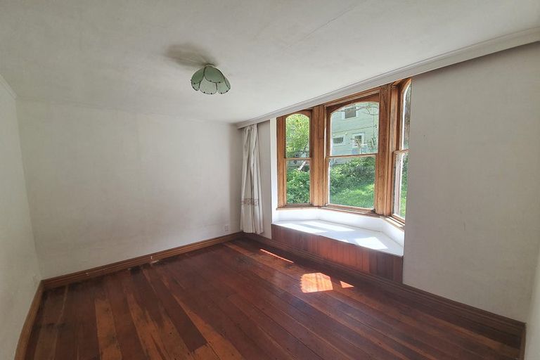 Photo of property in 32 Devon Street, Aro Valley, Wellington, 6021