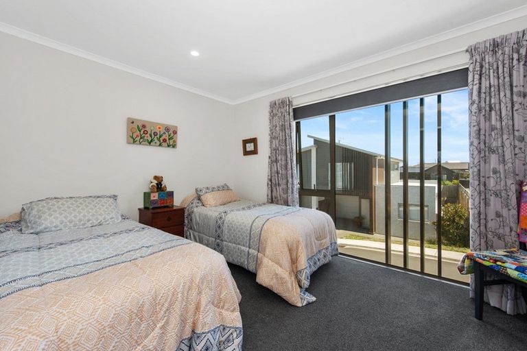 Photo of property in 5 Springside Court, Huntington, Hamilton, 3210