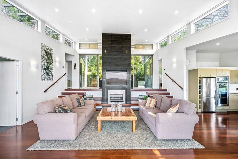 Photo of property in 34 Ohawini Road, Oakura, Hikurangi, 0184