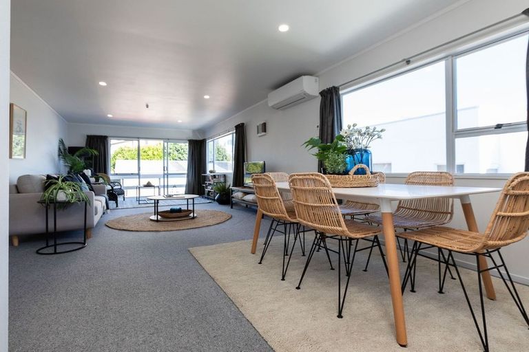 Photo of property in 8b Whiteley Street, Moturoa, New Plymouth, 4310