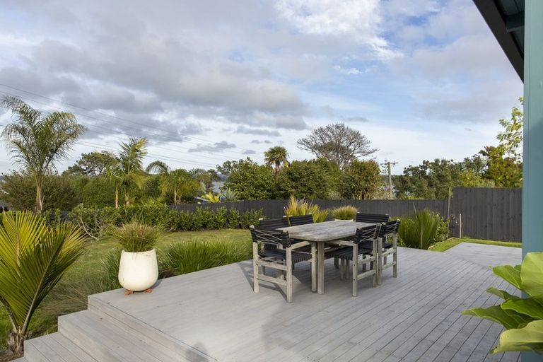 Photo of property in 60 Mclarin Road, Glenbrook, Waiuku, 2681