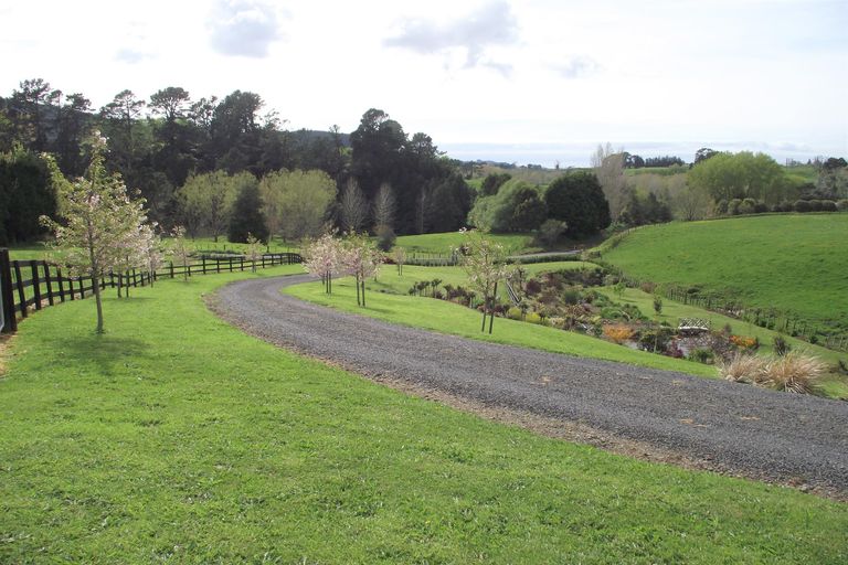 Photo of property in 155 Waitekauri Road, Waikino, Waihi, 3682