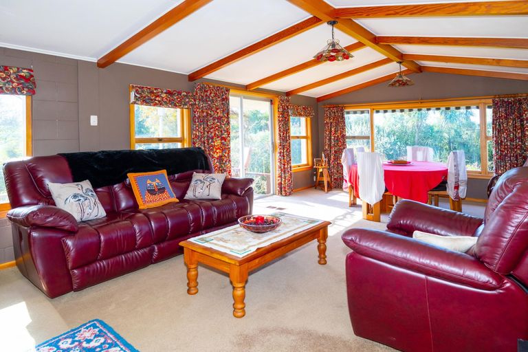 Photo of property in 33 Ribbonwood Road, Geraldine Downs, Geraldine, 7991