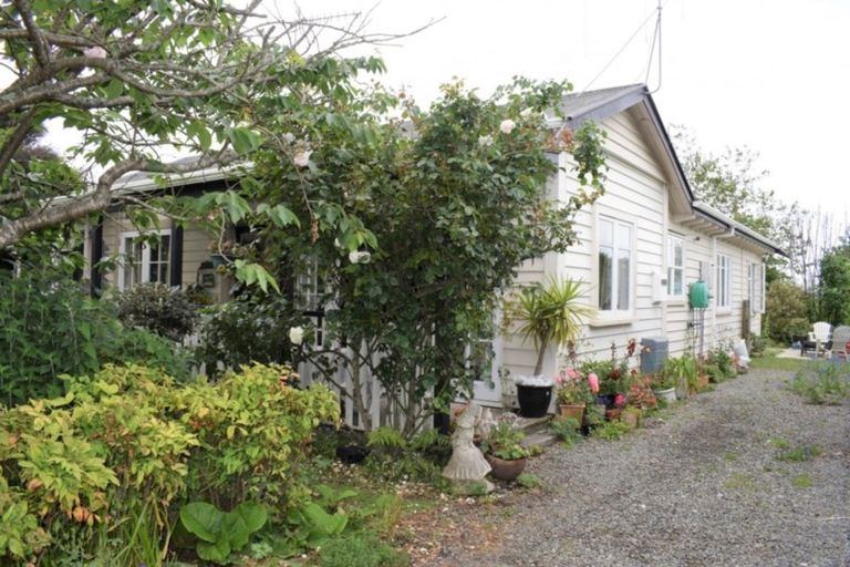 Photo of property in 19 Bell Street, Otaki, 5512