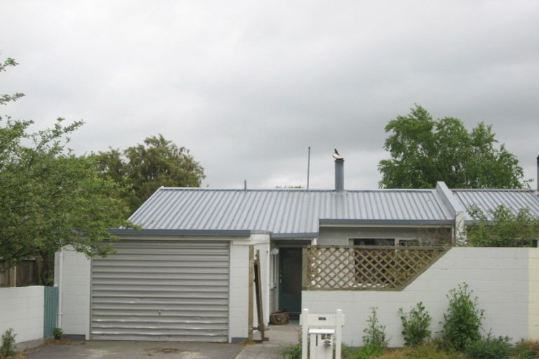 Photo of property in 4/24 Clivedon Place, Redwood, Christchurch, 8051