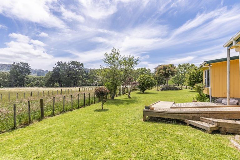 Photo of property in 27 Terrace Road, Reikorangi, Waikanae, 5391