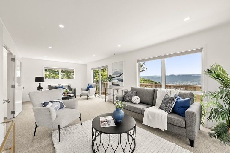 Photo of property in 60 Maungaraki Road, Korokoro, Lower Hutt, 5012