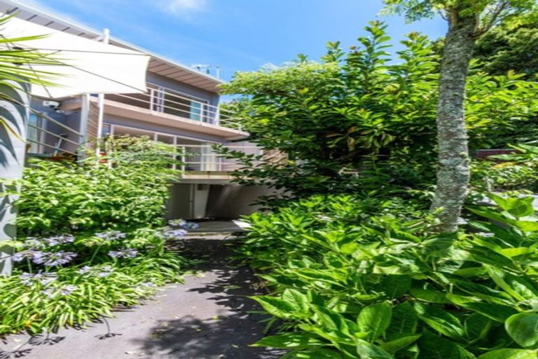 Photo of property in 3/6 Sarsfield Street, Herne Bay, Auckland, 1011