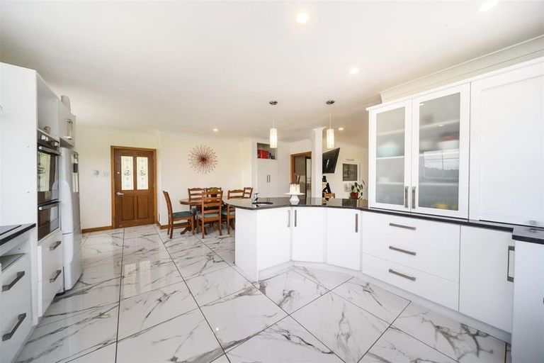 Photo of property in 1 High Street, Bulls, 4818