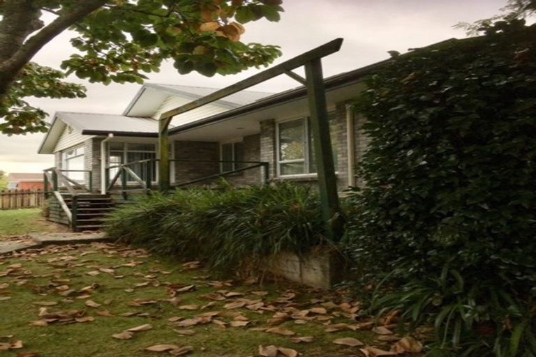 Photo of property in 27 Sheridan Crescent, Leamington, Cambridge, 3432