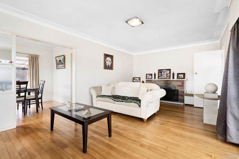 Photo of property in 122 Ti Rakau Drive, Pakuranga, Auckland, 2010