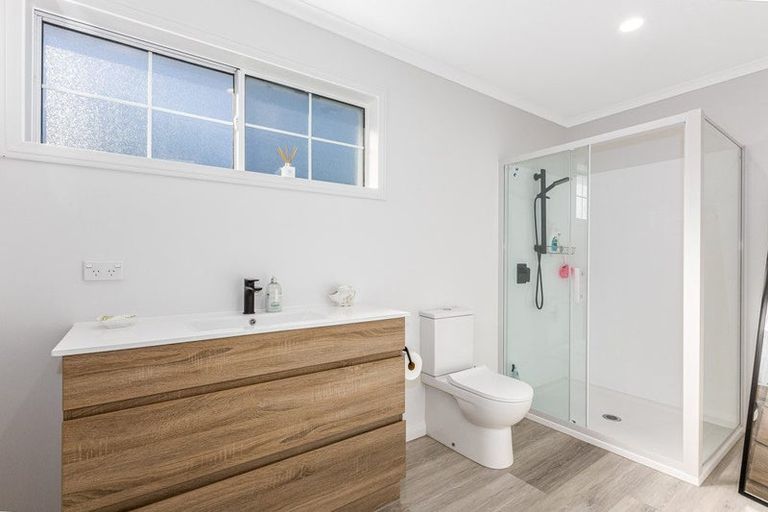 Photo of property in 84 Navigation Drive, Whitby, Porirua, 5024