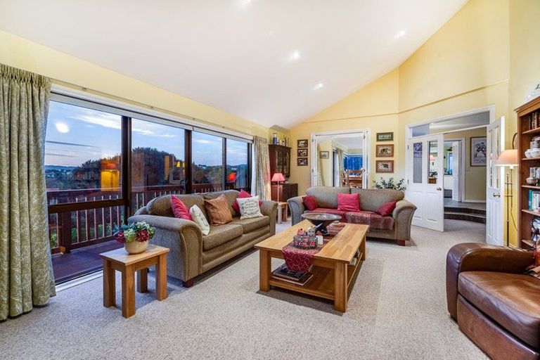 Photo of property in 22 Port Lane, Whitby, Porirua, 5024