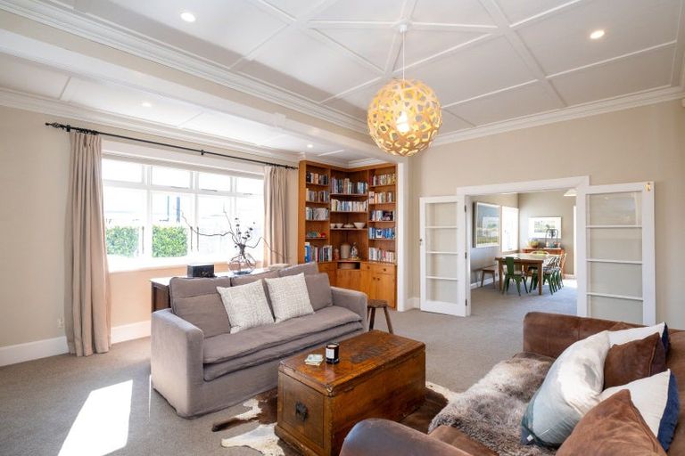 Photo of property in Rosewood, 39 Napier Terrace, Hospital Hill, Napier, 4110