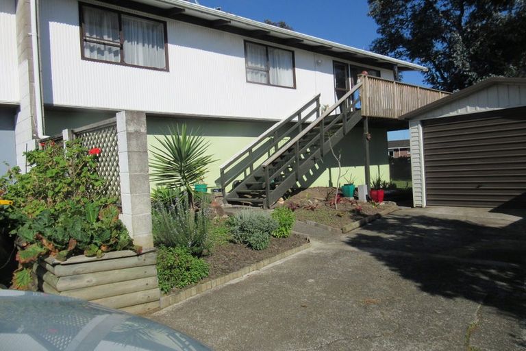 Photo of property in 2/8 Ambury Road, Mangere Bridge, Auckland, 2022