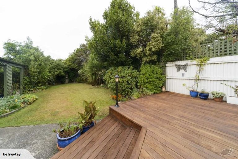 Photo of property in 18 Swansea Street, Hokowhitu, Palmerston North, 4410