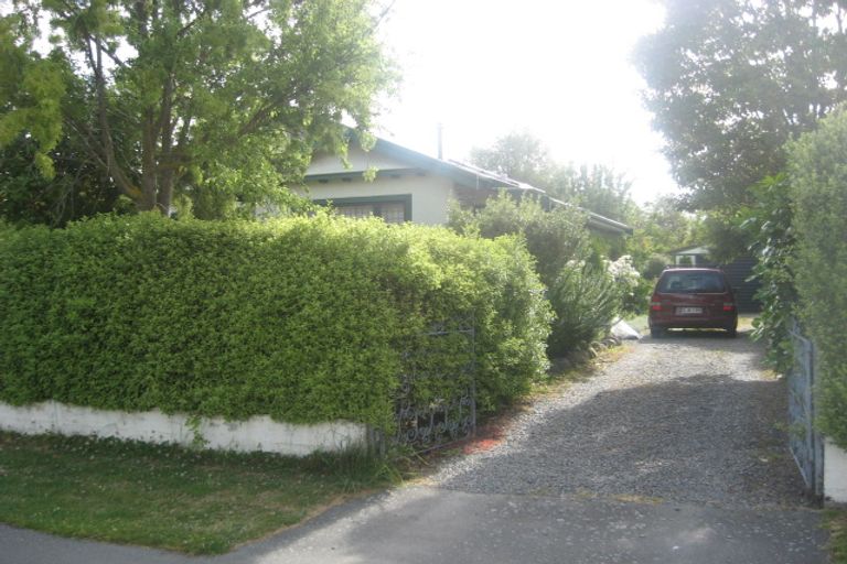 Photo of property in 77 Birdwood Avenue, Beckenham, Christchurch, 8023