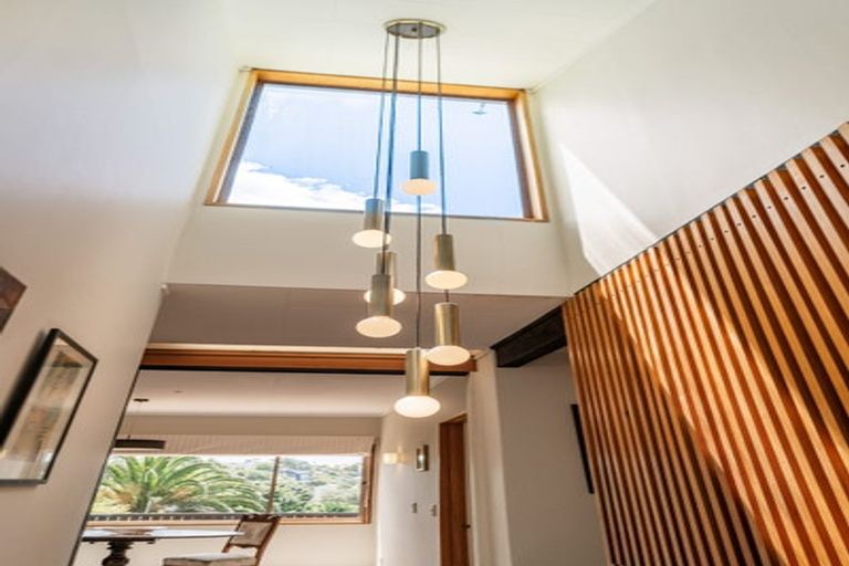 Photo of property in 13 Bayview Road, Paremata, Porirua, 5024