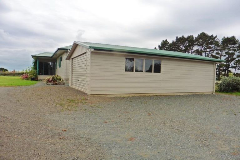 Photo of property in 36a Goudie Road, Helensville, 0875