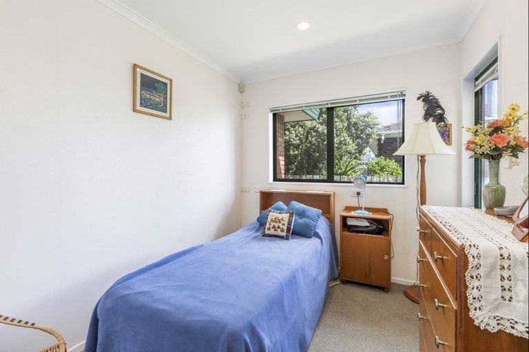 Photo of property in 11a Doment Crescent, Orewa, 0931