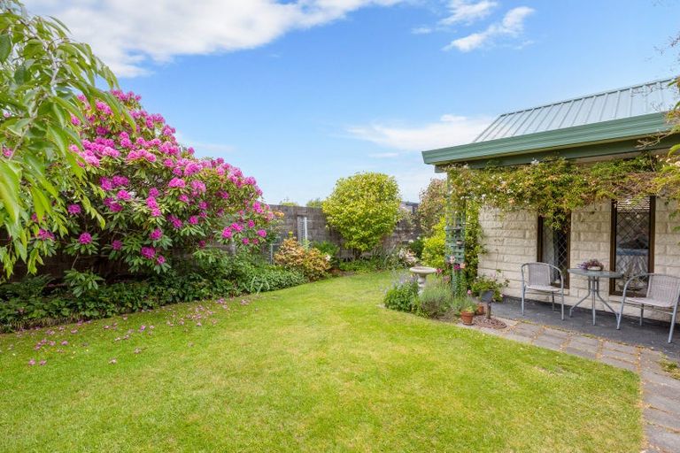 Photo of property in 21 Sefton Street, Belfast, Christchurch, 8051