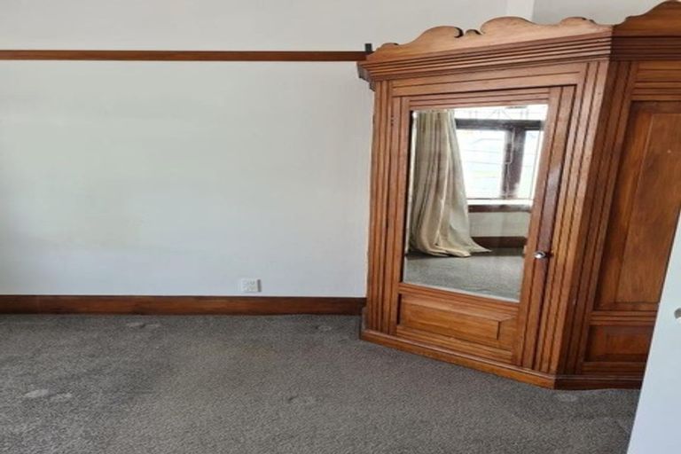 Photo of property in 14 Elizabeth Street, Mount Victoria, Wellington, 6011