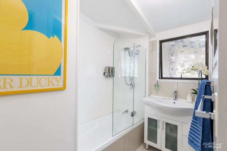 Photo of property in 8 Tapestry Grove, Silverstream, Upper Hutt, 5019