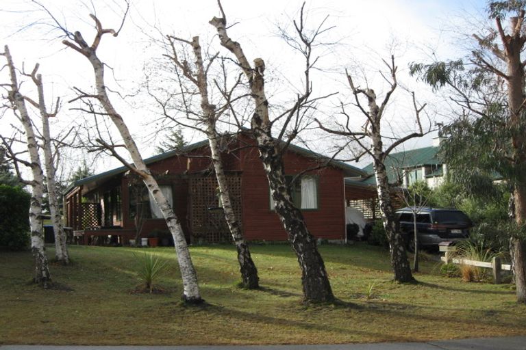 Photo of property in 17 Remarkables Crescent, Frankton, Queenstown, 9300