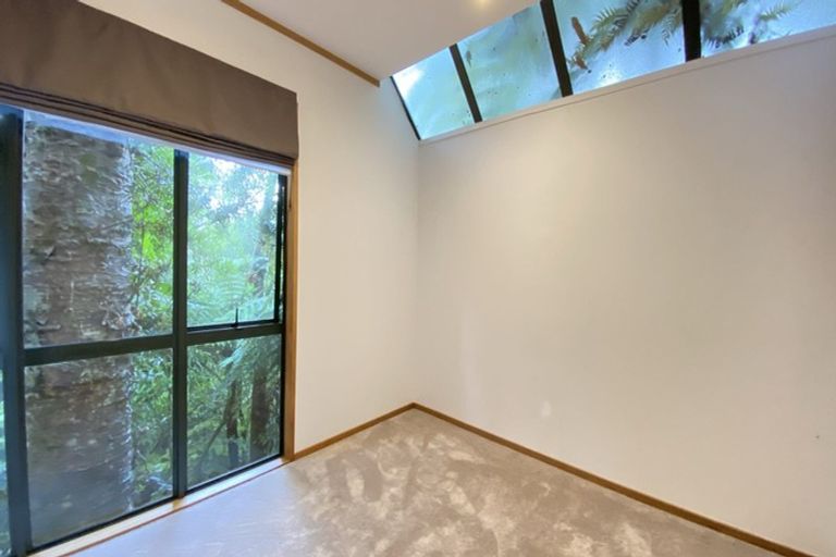 Photo of property in 31 York Road, Titirangi, Auckland, 0604