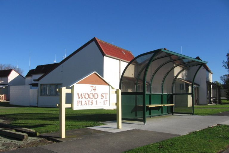 Photo of property in 74 Wood Street, Takaro, Palmerston North, 4410