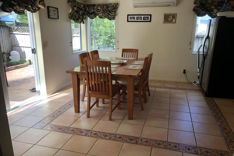 Photo of property in 46 Millstream Drive, Henderson, Auckland, 0610